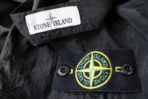 インポートブランドのSTONE ISLAND