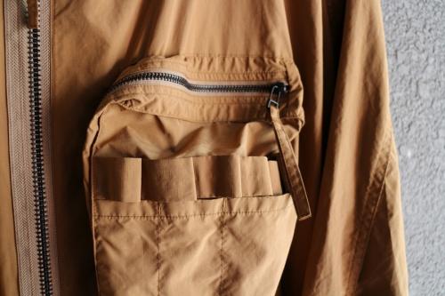 ミリタリーコートの葛西