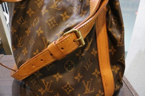 ショルダーバッグのノエ