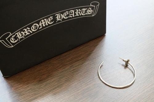 クロムハーツのピアス