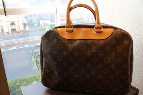 LOUIS VUITTON 　のルイ ヴィトン　