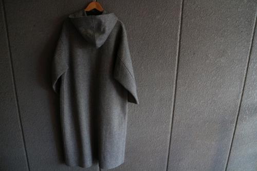 ハイクのHOODED COAT