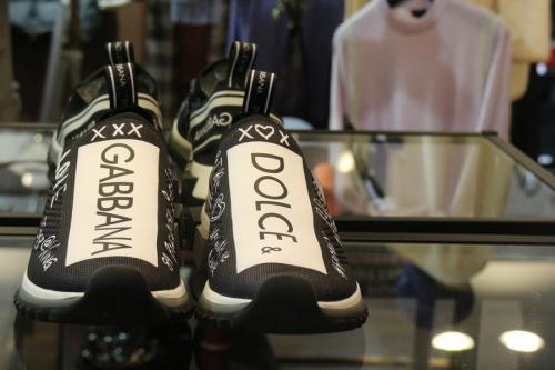 DOLCE & GABBANAのドルチェ&ガッバーナ