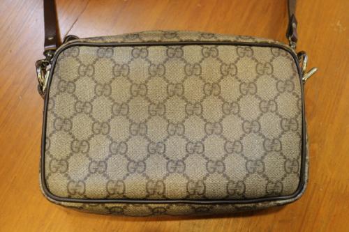 グッチのショルダーバッグ