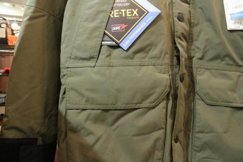 Mountain Down Coatのダウンコート