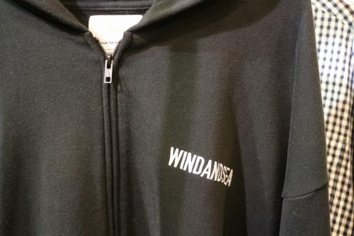 パーカーの葛西