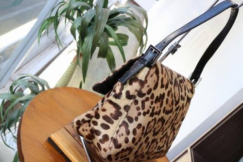 ハンドバックのレディース