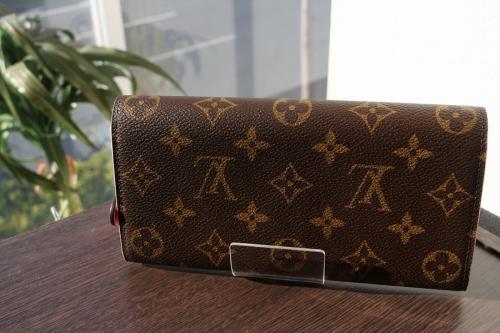 LOUIS VUITTON 　のルイ ヴィトン　
