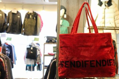 トートバックのレディース