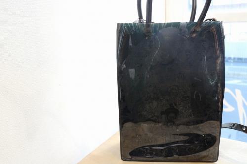 ナナナナ×アキラのA4 PVC2WAYバック