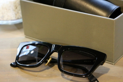 インポートブランドのDITA