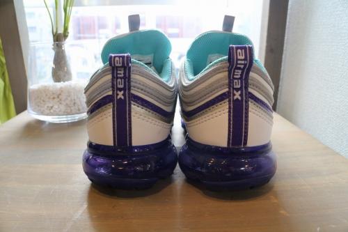 AIR VAPORMAX 97のスニーカー