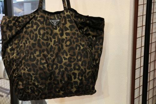 プラダのエコバック