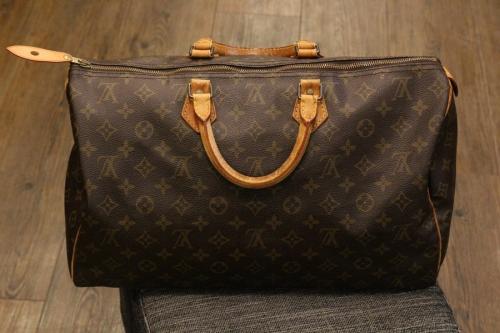 LOUIS VUITTON 　のルイ ヴィトン　