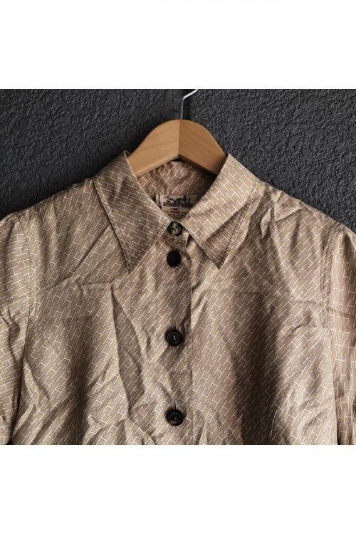 シルクシャツの葛西