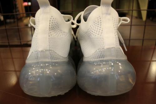 JEWELRYのスニーカー