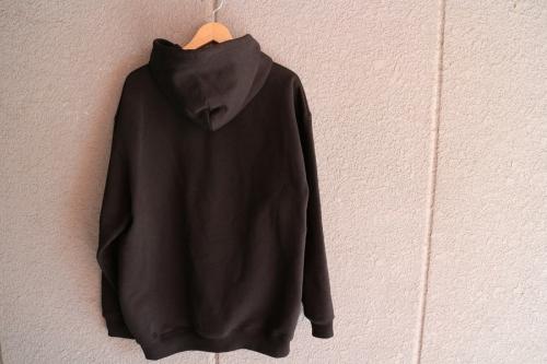 バレンシアガのSYMBOLIC HOODIE