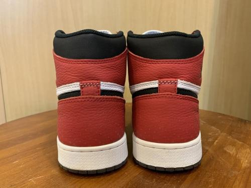 ハイカットスニーカー