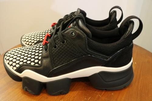 スニーカー買取の葛西