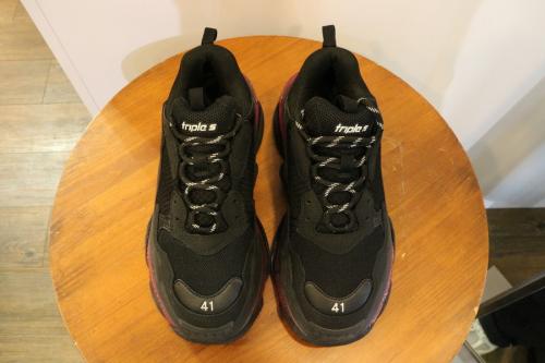 BALENCIAGAのバレンシアガ