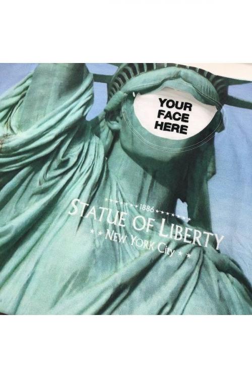 ダブレットのTシャツ