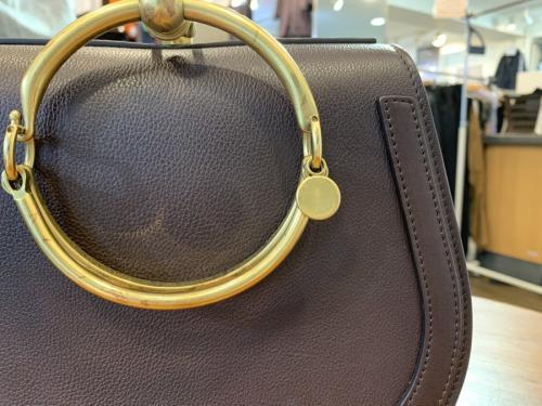 クロエのスモールブレスレットバック