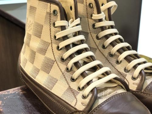 LOUIS VUITTON 　のルイ ヴィトン　