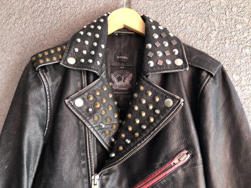 ライダースジャケットの葛西