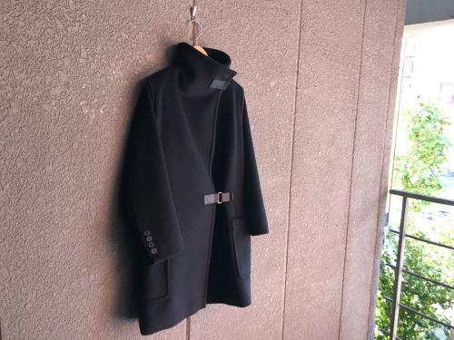 キャメルロッキングコートの葛西