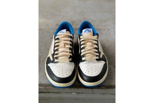 NIKE  × TRAVIS SCOTのナイキ × トラヴィス スコット