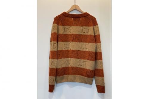 グッチのカーディガン