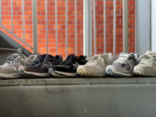 スニーカーのNEW BALANCE