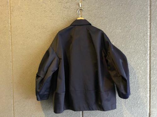 エンフォルドのヘビーサテンベンチコート