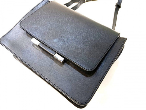 インポートブランドのHELEN KAMINSKI