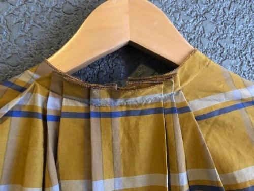 プリーツネックワンピースのレディース