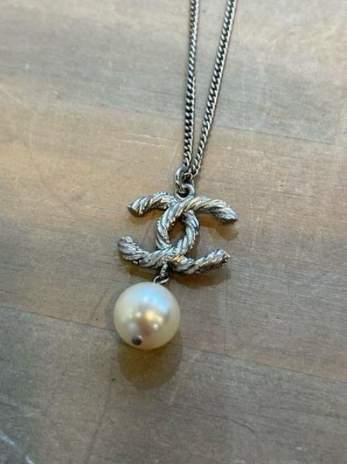 ココマークネックレスのパールネークレス