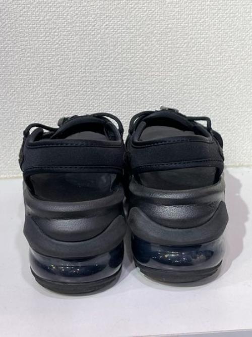 スポーツサンダルの葛西