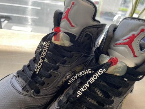 AIR JORDAN 5 RETRO SP OFF-WHITEのメンズ