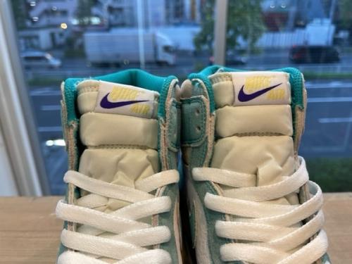 スニーカーの葛西