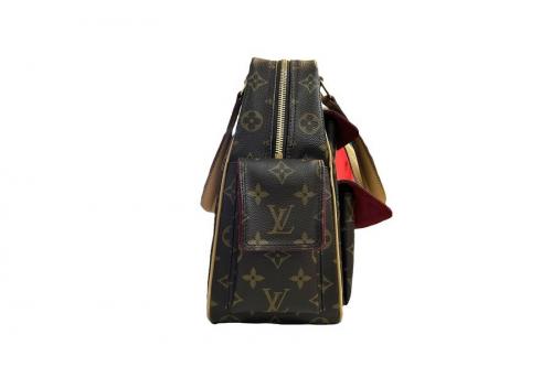 ルイ ヴィトン　のブランドバッグ