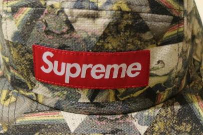 「メンズのSUPREME 」