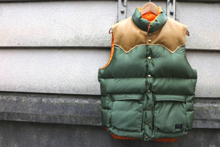 BEAMS 別注 porter x Rocky Mountain ダウンベスト-