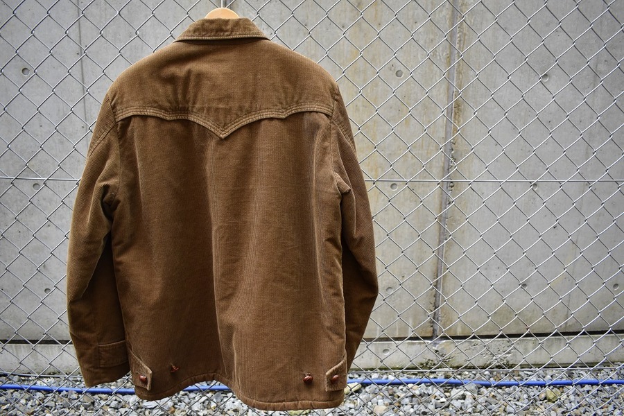 上品なファッション A APE/アベイシングエイプ】のボアジャケット入荷 BATHING ジャケット・アウター