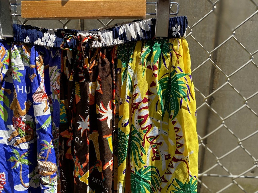 SUNSURF×BEAMS☆別注ハワイアンクレイジーロングスカート&シャツ2点 SUN SURF＞Hawaiian collection①｜ビームス 東京スカイツリー