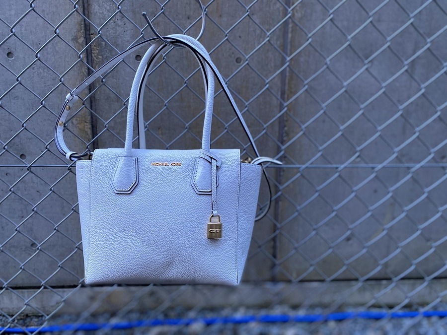 MICHAEL KORS/マイケルコース】爽やかなカラーが目を惹くアイテム入荷 