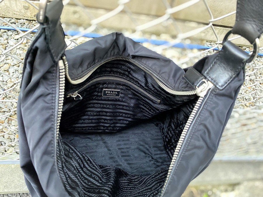 PRADA/プラダ】レザーベルトショルダーバッグ入荷[2020.10.02発行
