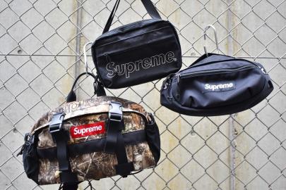 「ストリートブランドのSUPREME 」