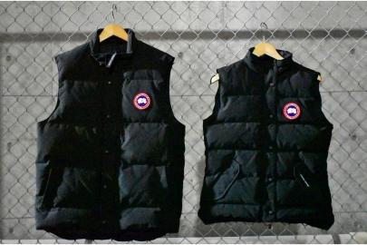 「インポートブランドのCANADA GOOSE 」