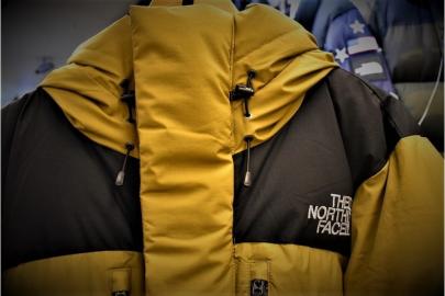 「アウトドアブランドのTHE NORTH FACE 」