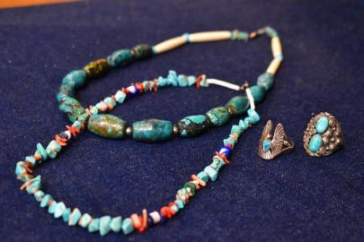 「ラグジュアリーブランドのNAVAJO INDIAN JEWELRY 」